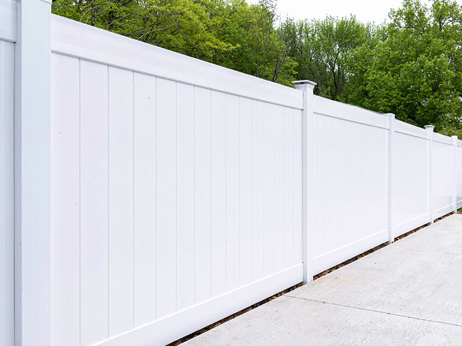 Commercial Vinyl Fence Company In West Georgia
