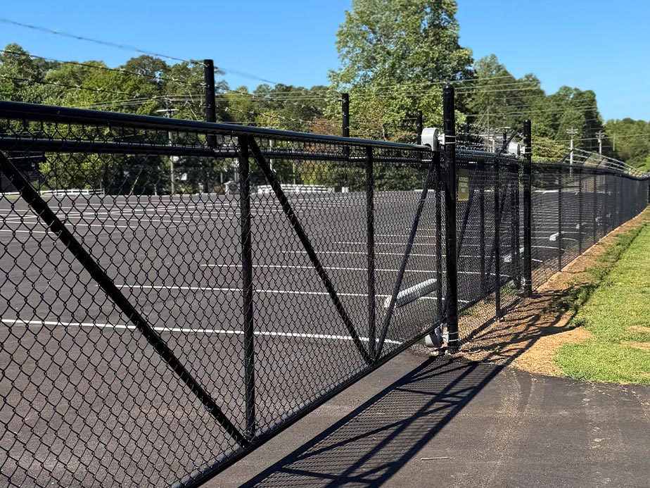 Peachtree City Georgia commercial fencing company
