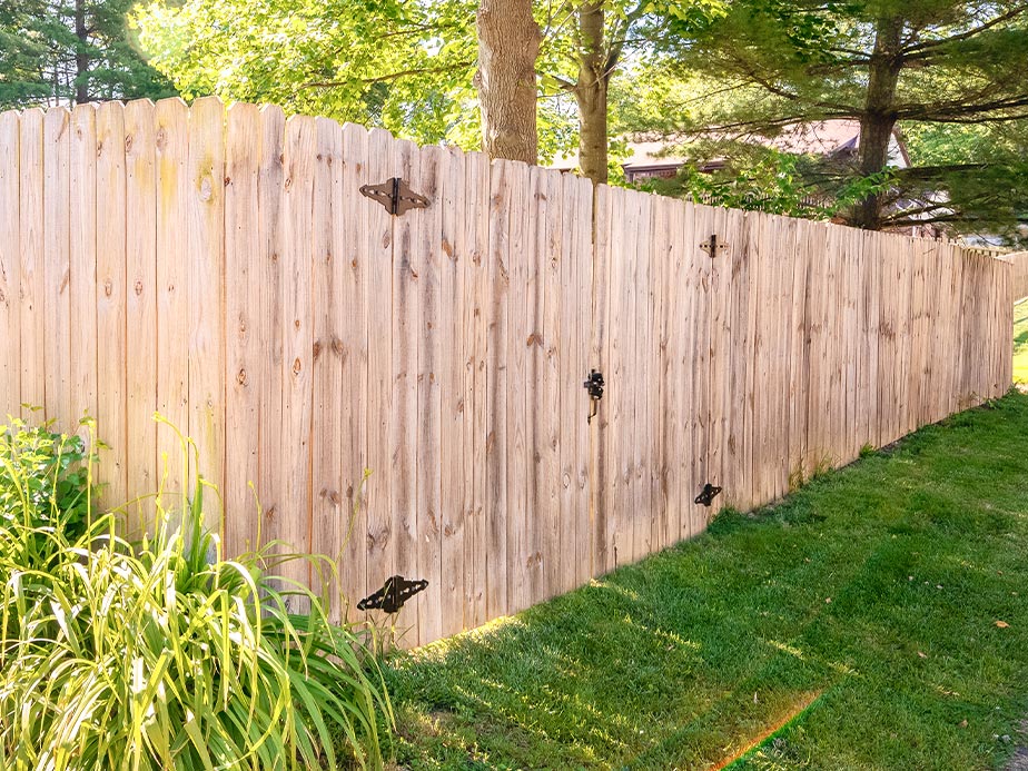 Peachtree City Georgia wood privacy fencing